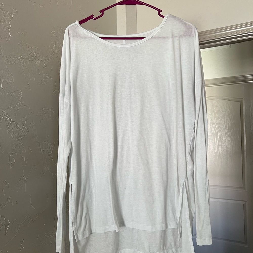 Nike White Long Sleeve Relaxed Blouse